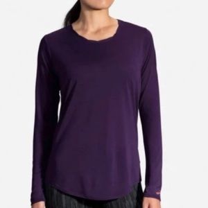BROOKS Women’s Distance Long Sleeve Running T-shirt in Plum Size Medium